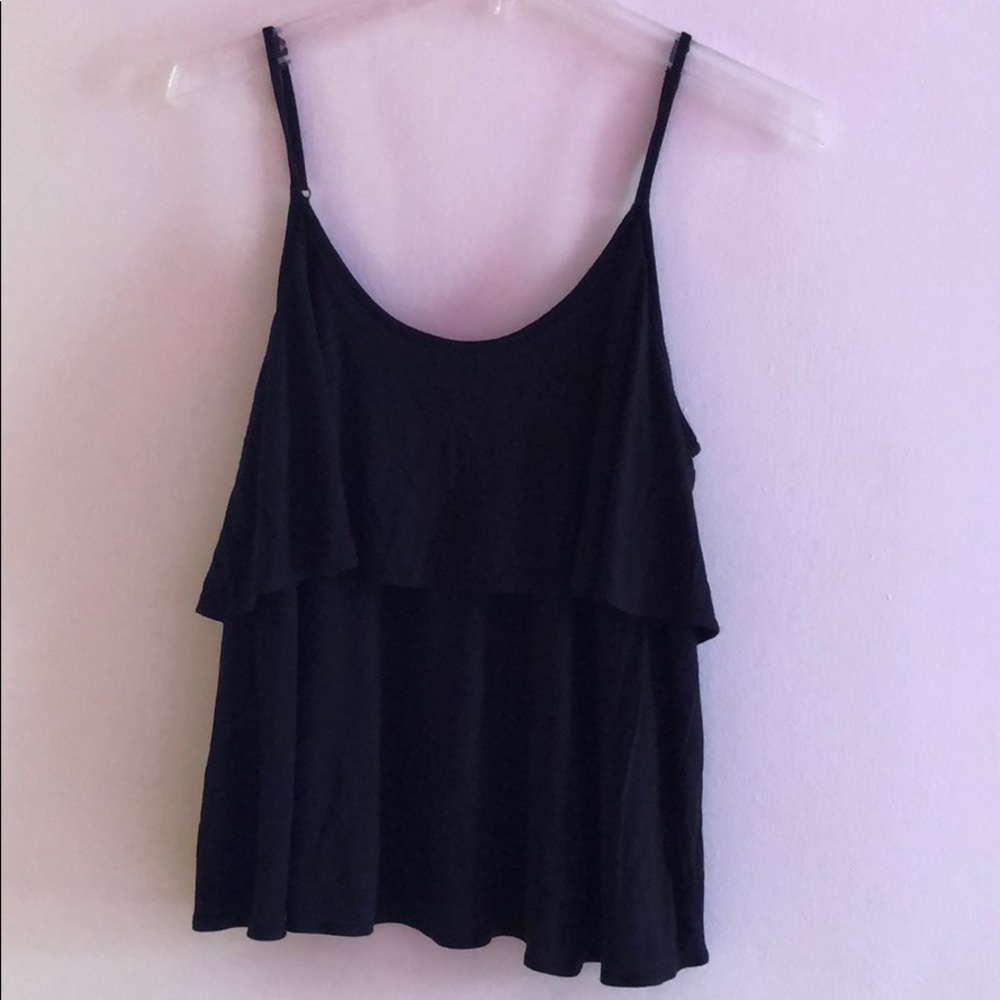 Cute flowy top size L.